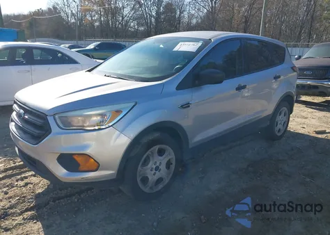 2017 Ford Escape S z USA, uszkodzony, nr VIN 1FMCU0F76HUD84257